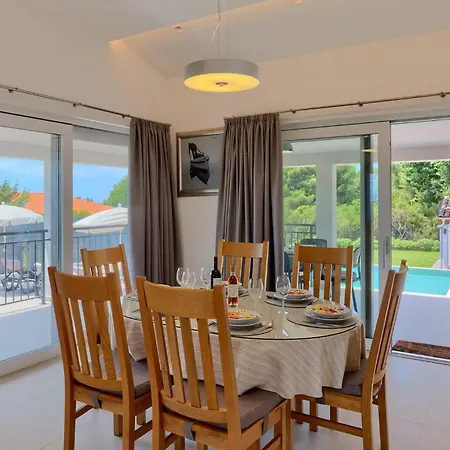 Holiday home Monte Uliveto Katarova Stancija
