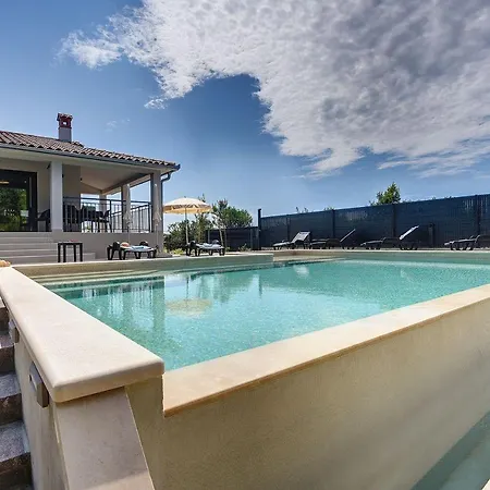 Holiday home Monte Uliveto Pula